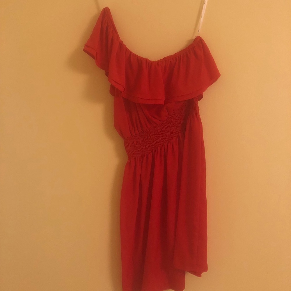 One shoulder orange dress